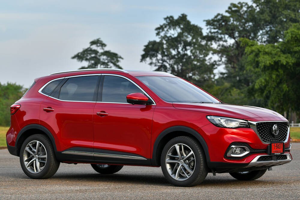 MG Rredefined brings together modern design, advanced technology, safety, comfort, performance and electrification. Explore MG HS, MG ZS, MG ZS EV and MG 5 features,