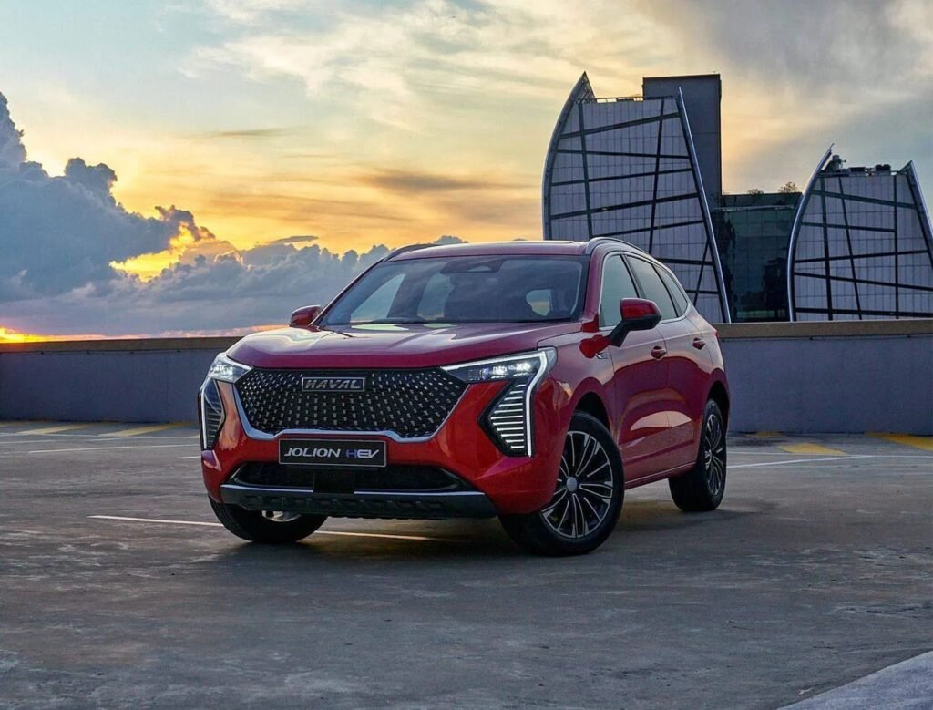 Discover HAVAL Rredefined with detailed information about H6, H6 HEV, Jolion, Jolion HEV and H9, including features, prices, performance, safety, comfort, technology and SUV specifications in Pakista