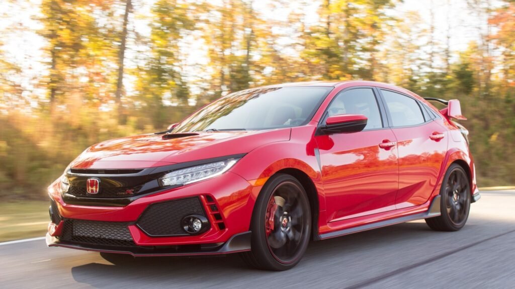 Discover how Honda Redefined its global lineup with hybrid engines, advanced digital features, long-range electric vehicles, complete specs tables, and detailed trim pricing.